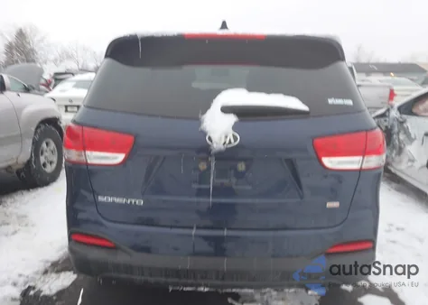 2016 Kia Sorento 2.4L Lx z USA, uszkodzony, nr VIN 5XYPG4A39GG112908